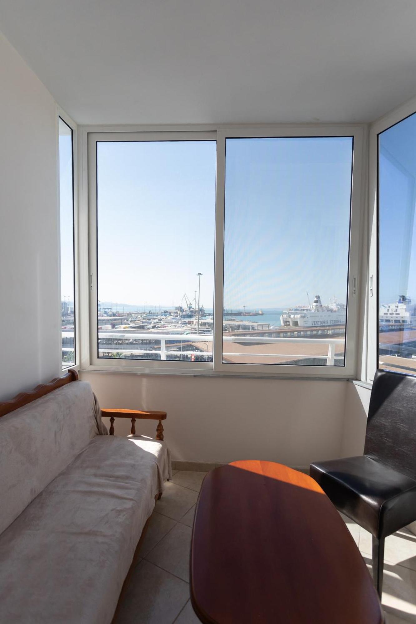 Port View Apartment Durres